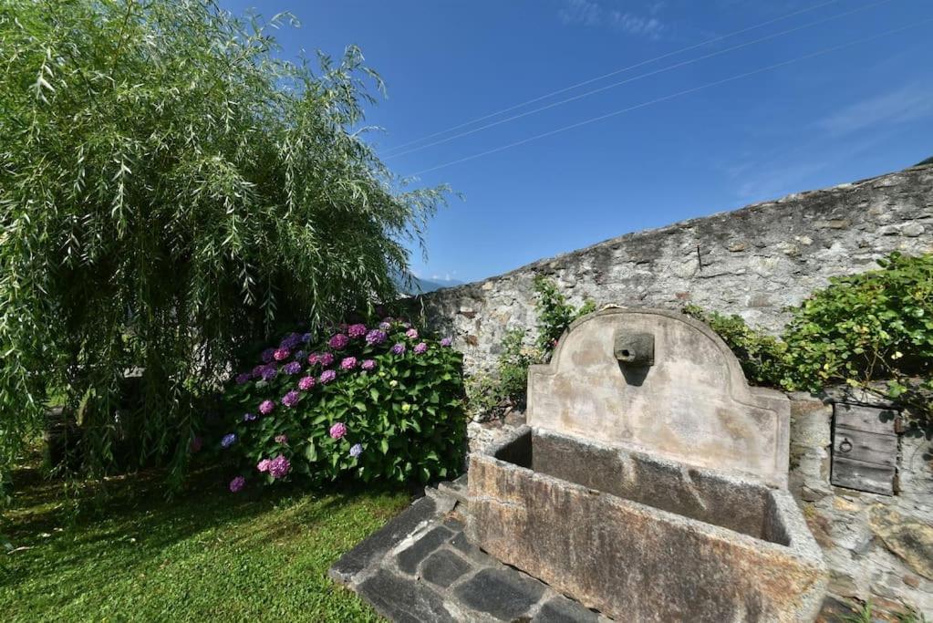 Villa Il Drago Al Roseto Del Drago à San Bernardo  Extérieur photo